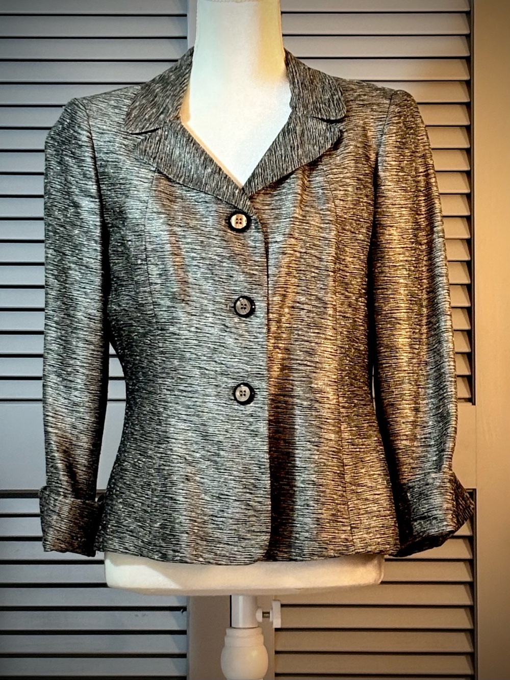 Kasper Petite Vintage Metallic Pewter and Black Textured Single-Breasted Blazer